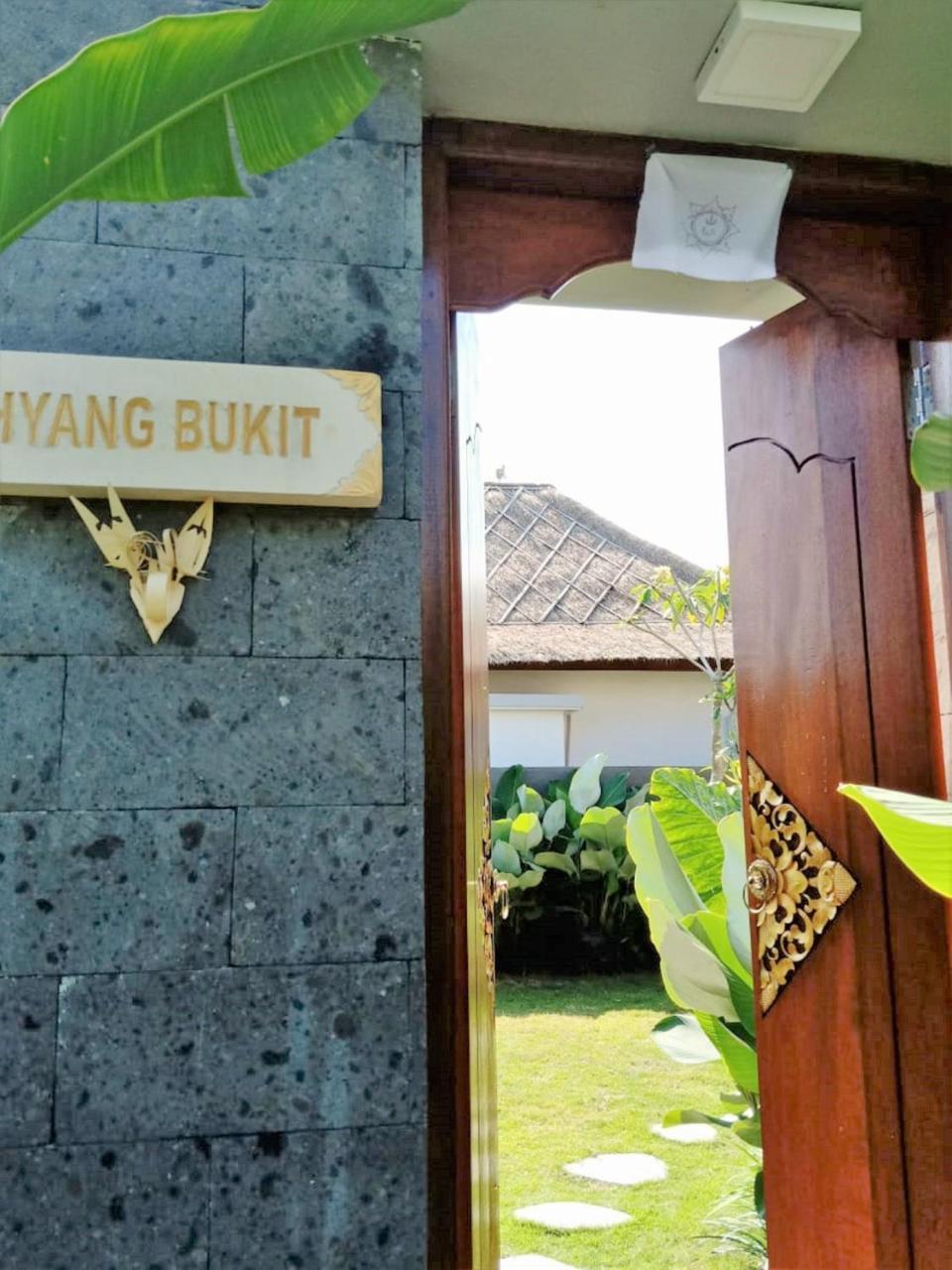 Three Gold Luxury Private Villas Ubud  Exterior photo