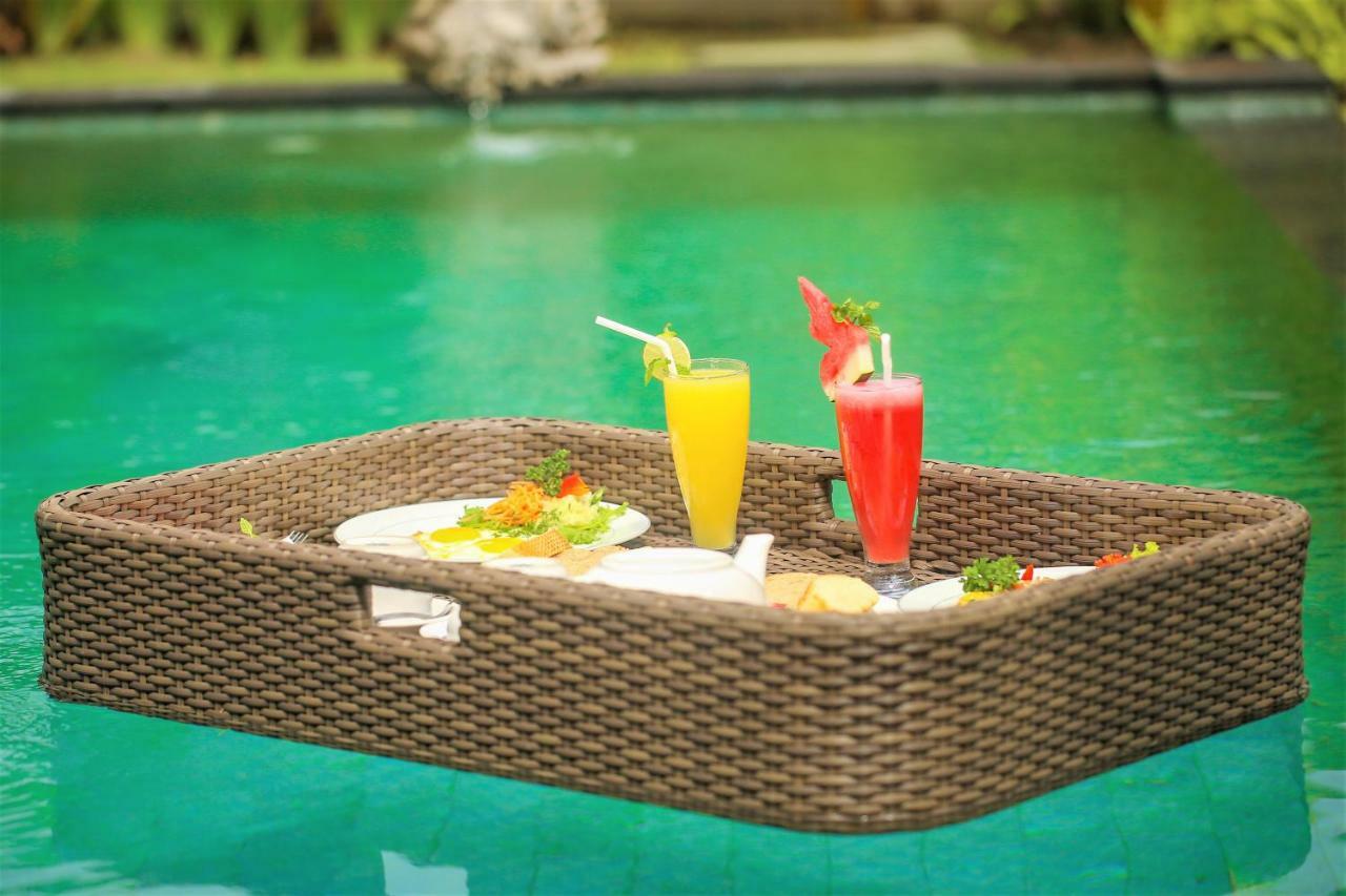 Three Gold Luxury Private Villas Ubud  Exterior photo